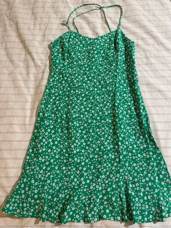 Zara Dresses & Skirts - Zara Green Floral Dress